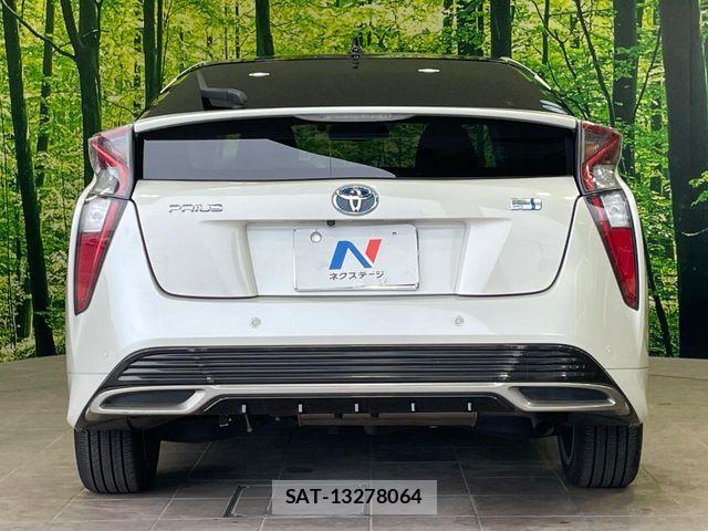 Toyota PRIUS 2018-03 7359357-14