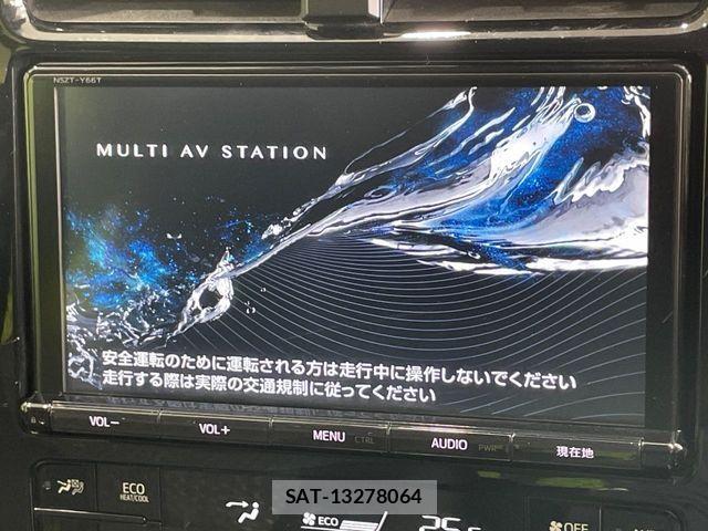 Toyota PRIUS 2018-03 7359357-4