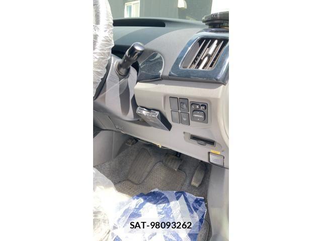 Toyota PRIUS 2009-06 7359391-19