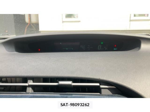 Toyota PRIUS 2009-06 7359391-24
