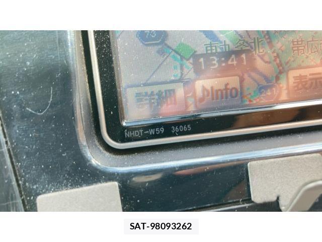 Toyota PRIUS 2009-06 7359391-27