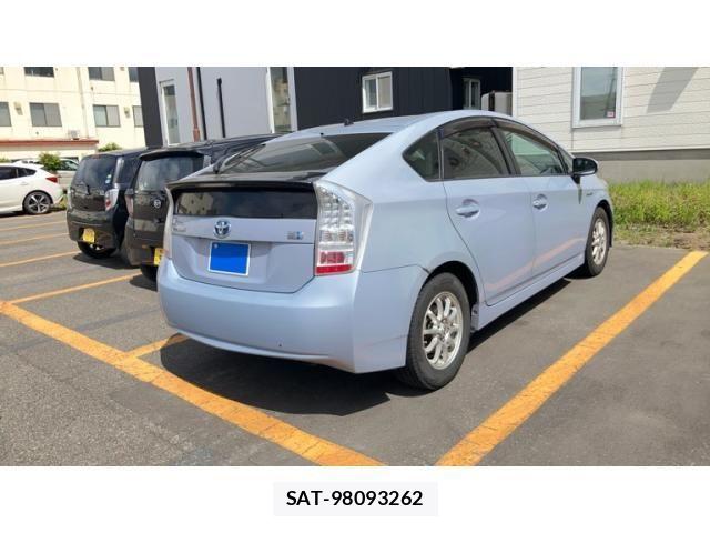Toyota PRIUS 2009-06 7359391-3