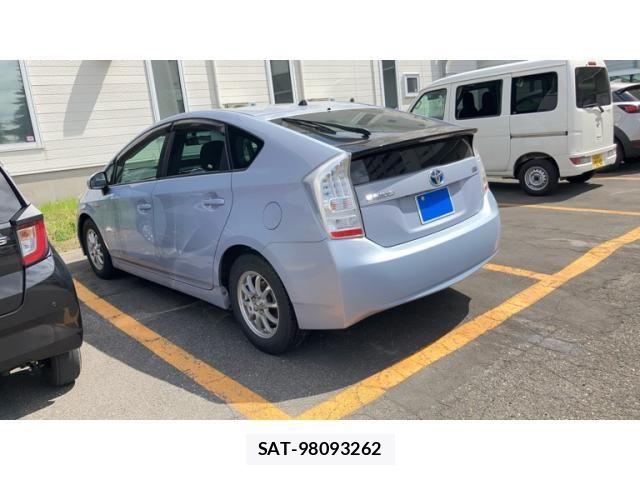Toyota PRIUS 2009-06 7359391-5