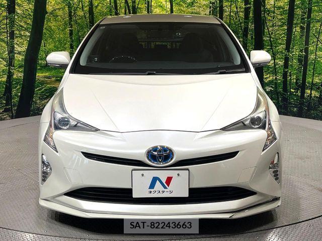 Toyota PRIUS 2016-01 7359360-13