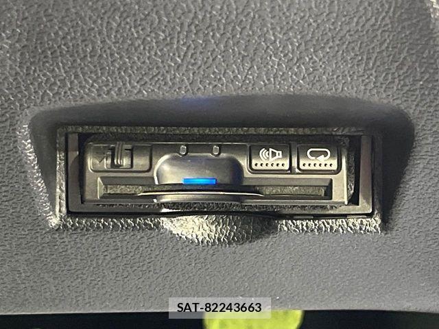 Toyota PRIUS 2016-01 7359360-5