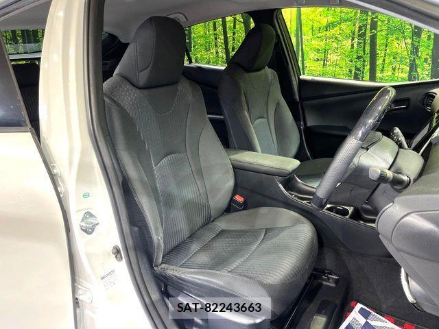 Toyota PRIUS 2016-01 7359360-7