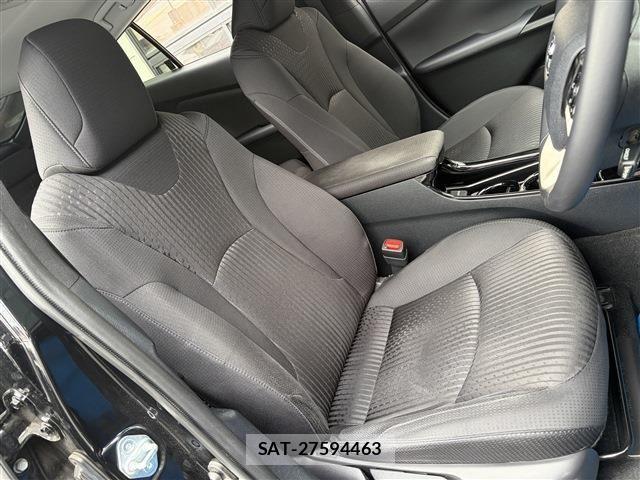 Toyota PRIUS 2018-11 7359366-13