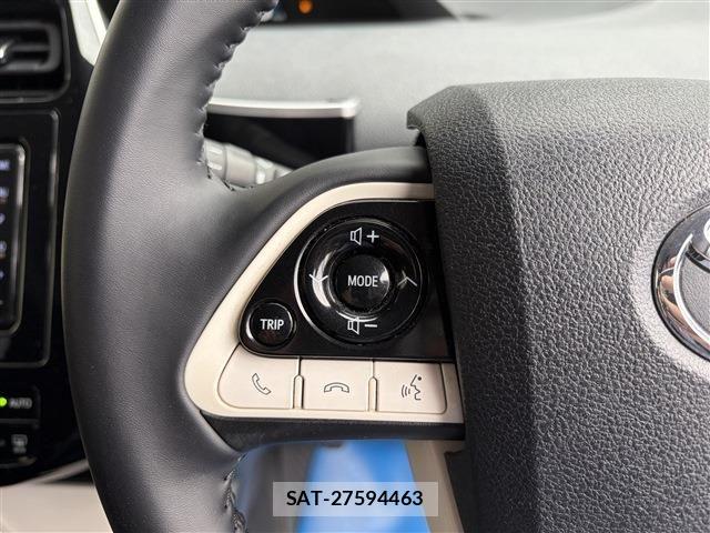 Toyota PRIUS 2018-11 7359366-25