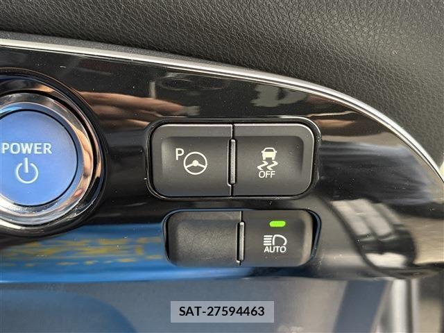 Toyota PRIUS 2018-11 7359366-27
