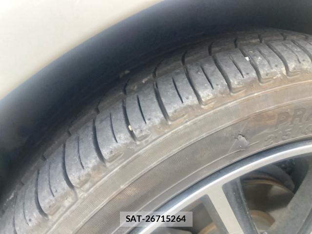 Toyota PRIUS 2011-02 7359394-11