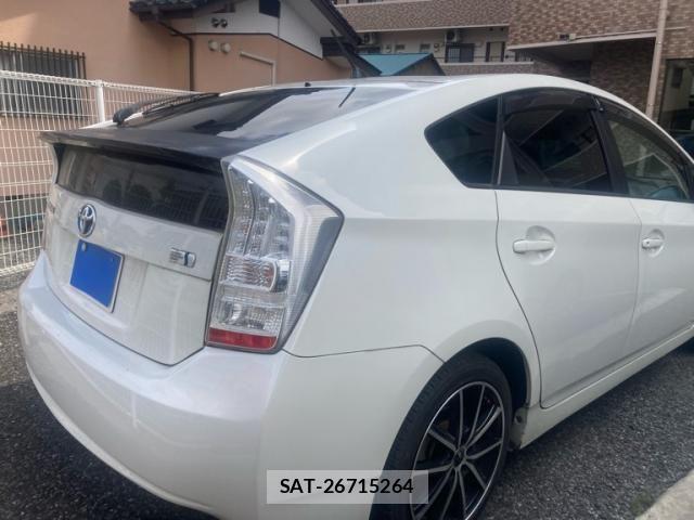 Toyota PRIUS 2011-02 7359394-3