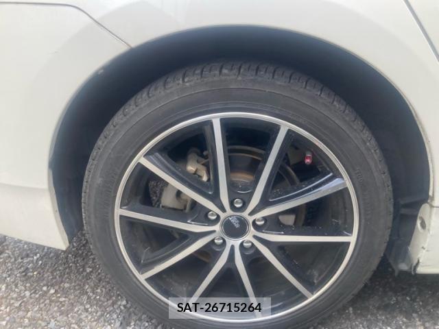 Toyota PRIUS 2011-02 7359394-7