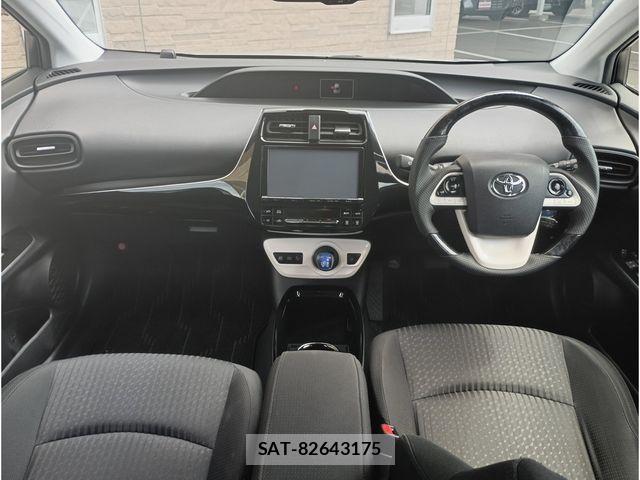Toyota PRIUS 2018-10 7359363-4
