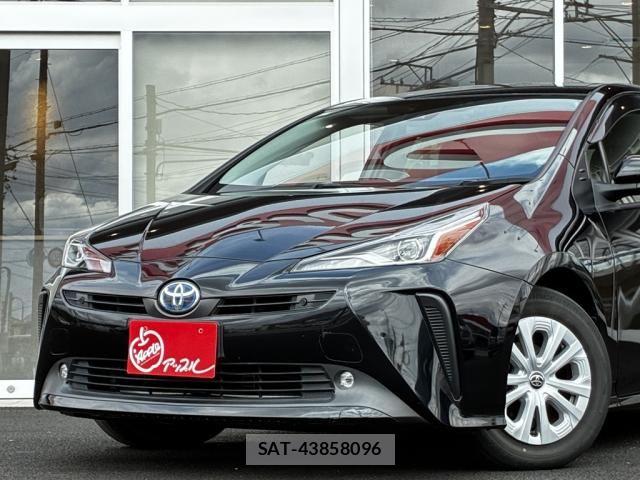 Toyota PRIUS 2021-07 7359340-1