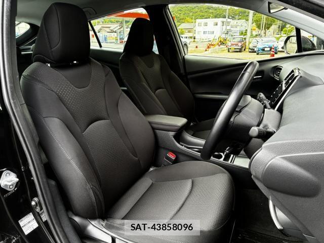 Toyota PRIUS 2021-07 7359340-25
