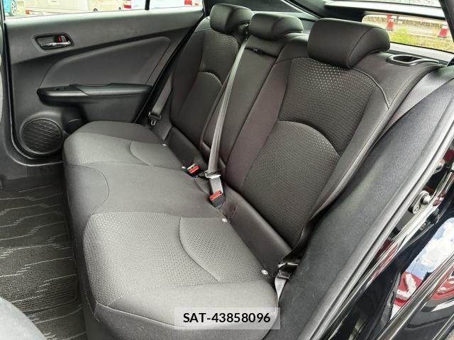 Toyota PRIUS 2021-07 7359340-28