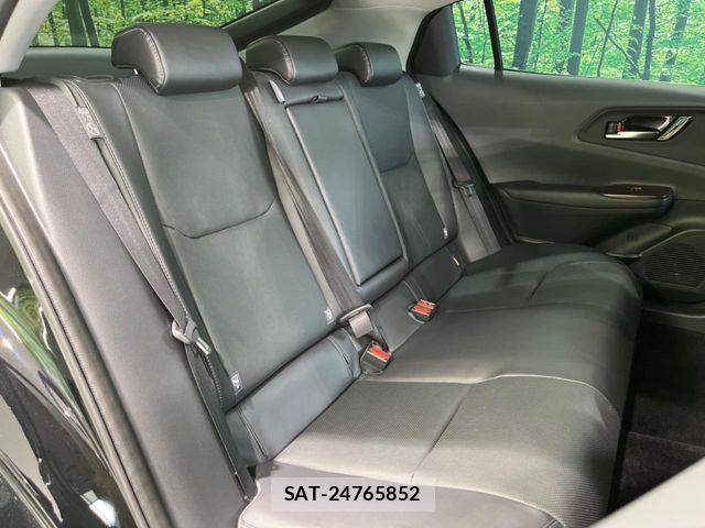 Toyota PRIUS 2024-10 7359318-8