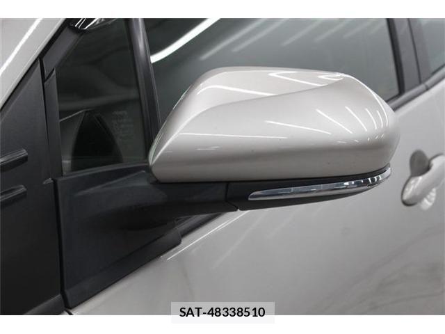 Toyota PRIUS 2019-09 7359344-17