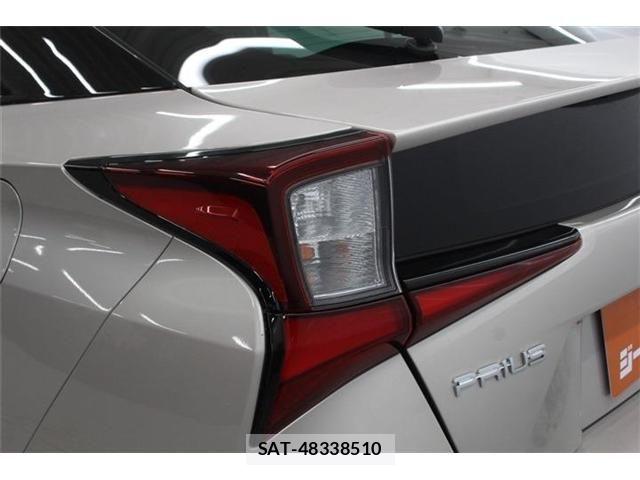 Toyota PRIUS 2019-09 7359344-19