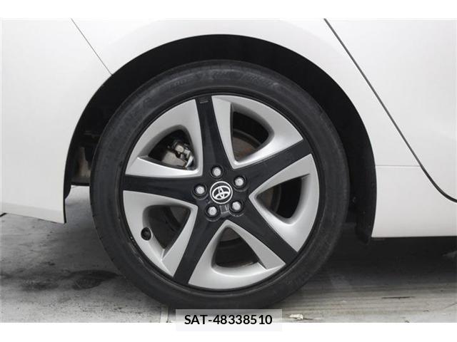 Toyota PRIUS 2019-09 7359344-27