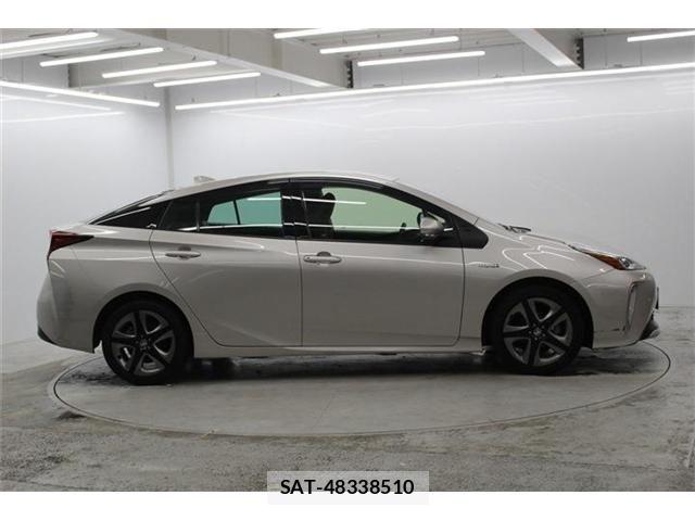 Toyota PRIUS 2019-09 7359344-3