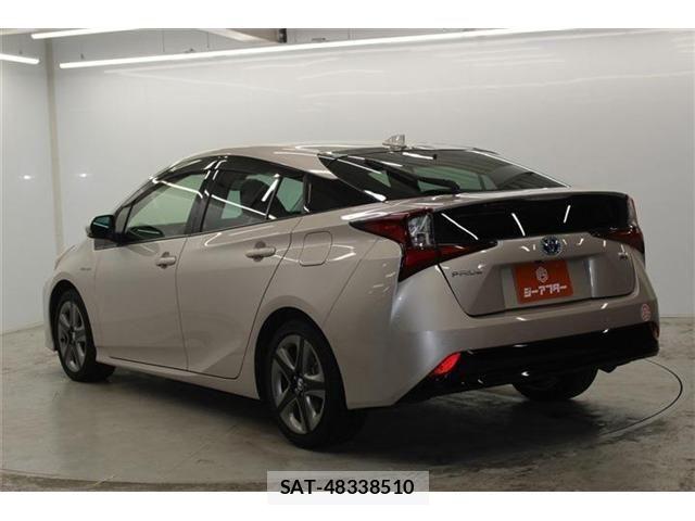 Toyota PRIUS 2019-09 7359344-6