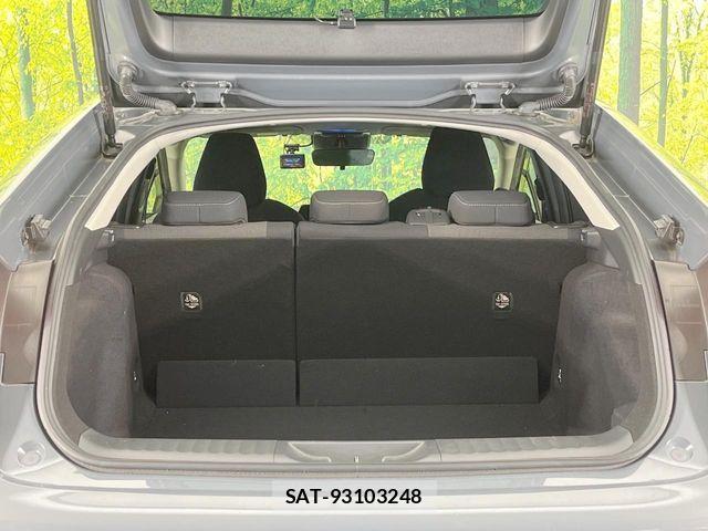 Toyota PRIUS 2023-02 7359328-9