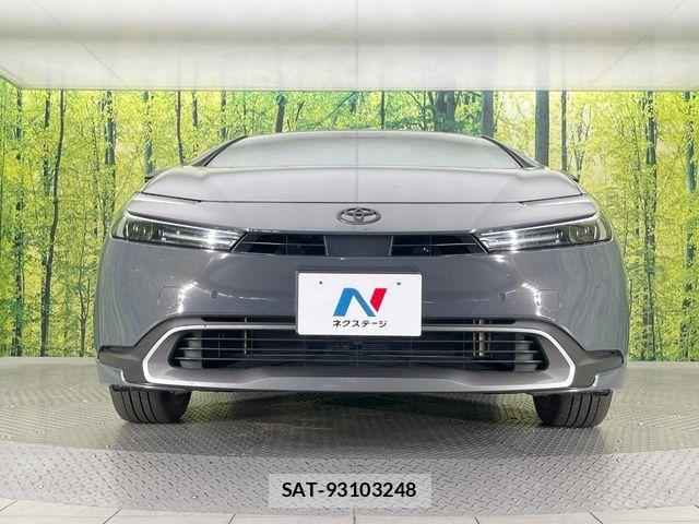 Toyota PRIUS 2023-02 7359328-13