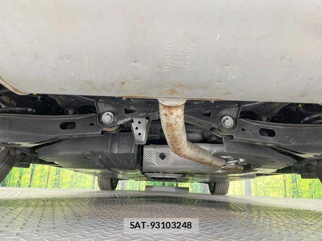 Toyota PRIUS 2023-02 7359328-18