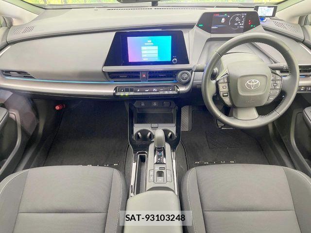 Toyota PRIUS 2023-02 7359328-1