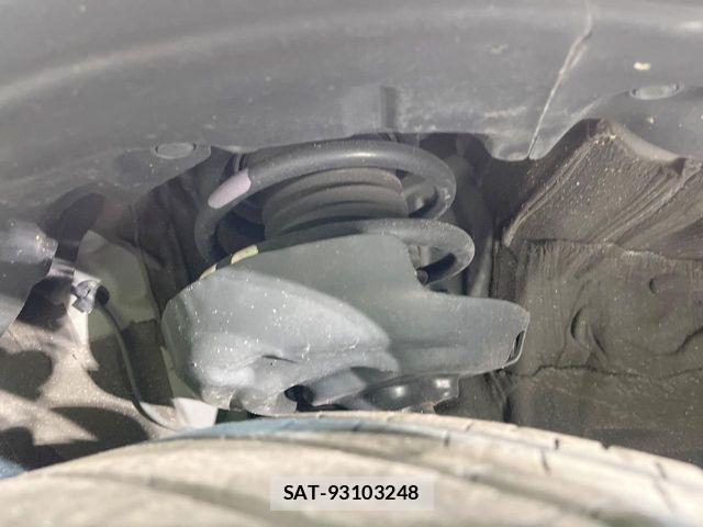 Toyota PRIUS 2023-02 7359328-19
