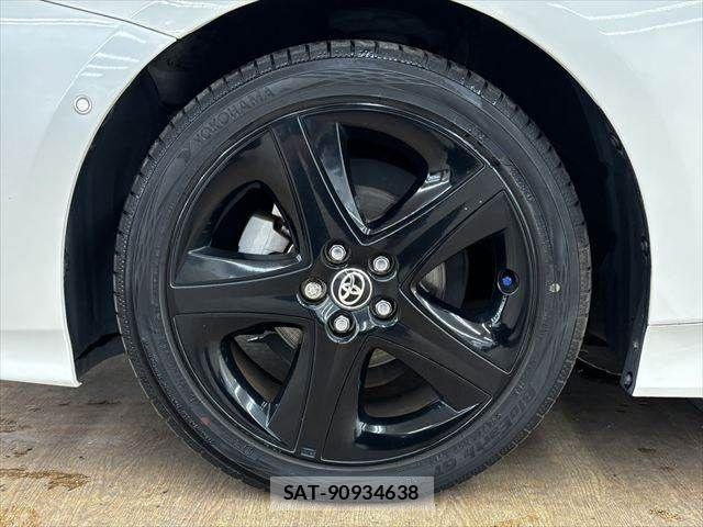 Toyota PRIUS 2016-01 7359364-28