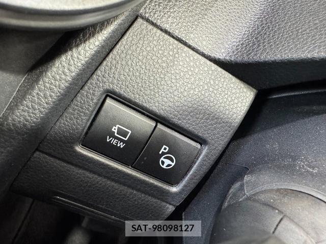 Toyota PRIUS 2023-09 7359325-24
