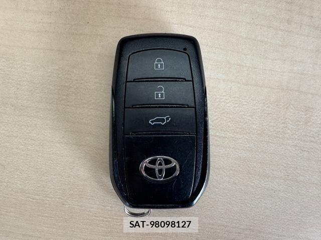 Toyota PRIUS 2023-09 7359325-29