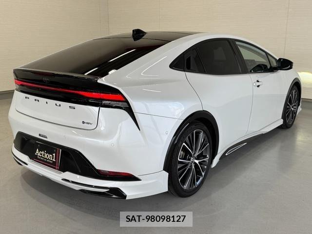 Toyota PRIUS 2023-09 7359325-5