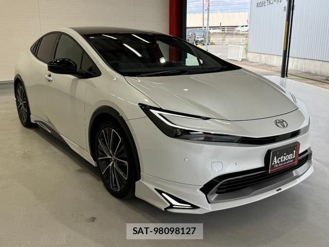 Toyota PRIUS 2023-09 7359325-6