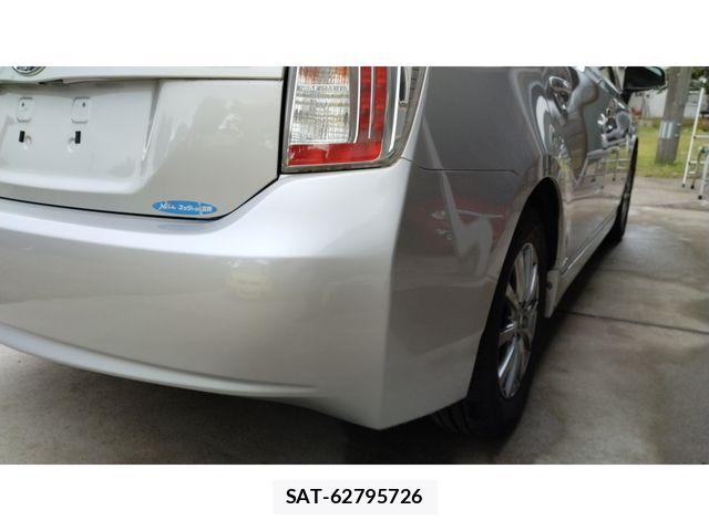 Toyota PRIUS 2013-04 7359378-6