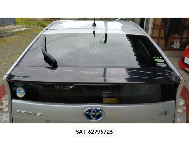Toyota PRIUS 2013-04 7359378-8