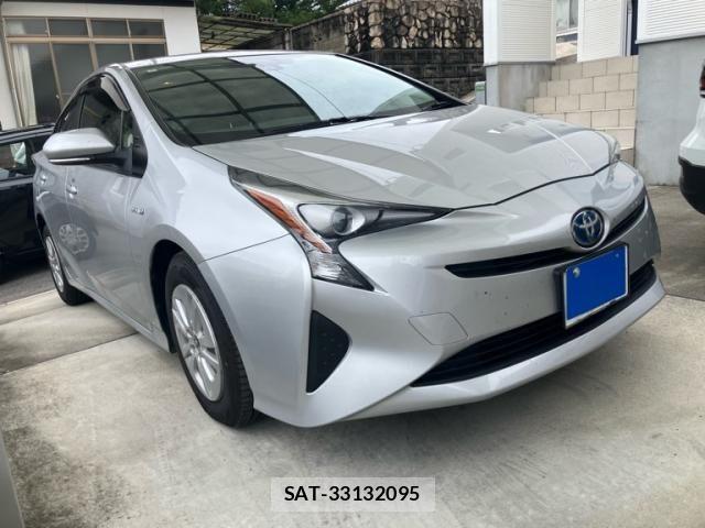 Toyota PRIUS 2017-12 7359374-1