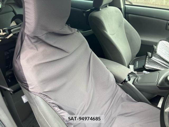 Toyota PRIUS 2010-04 7359388-15