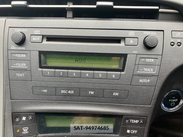 Toyota PRIUS 2010-04 7359388-23