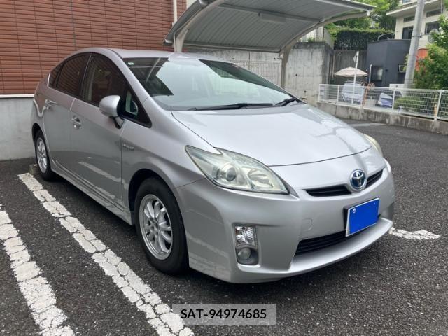 Toyota PRIUS 2010-04 7359388-2