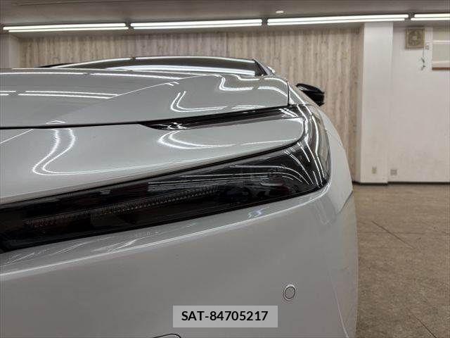 Toyota PRIUS 2023-05 7359327-19