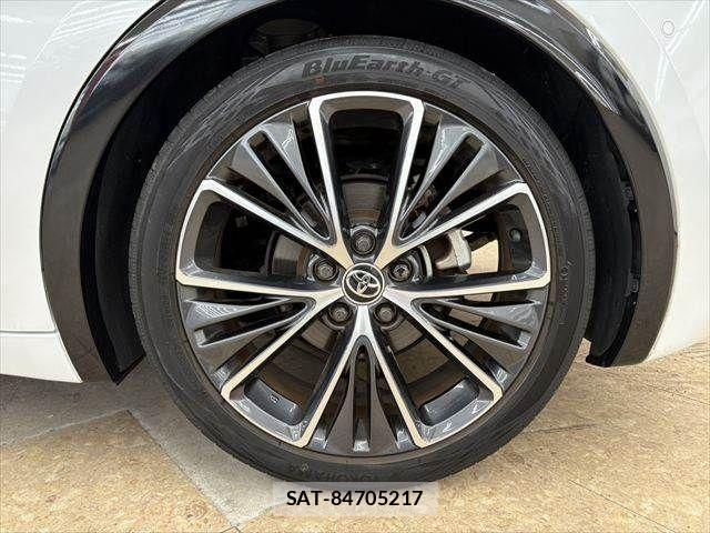 Toyota PRIUS 2023-05 7359327-25