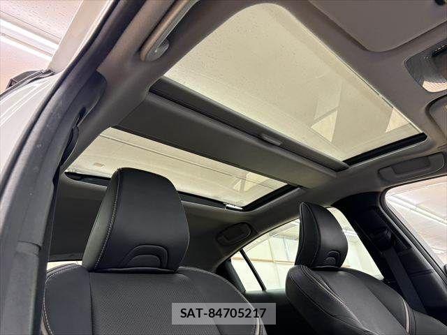 Toyota PRIUS 2023-05 7359327-2