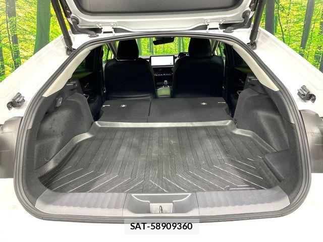 Toyota PRIUS 2023-06 7359320-11