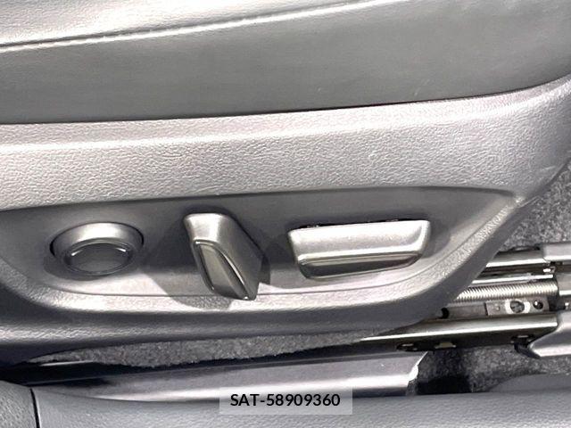 Toyota PRIUS 2023-06 7359320-7