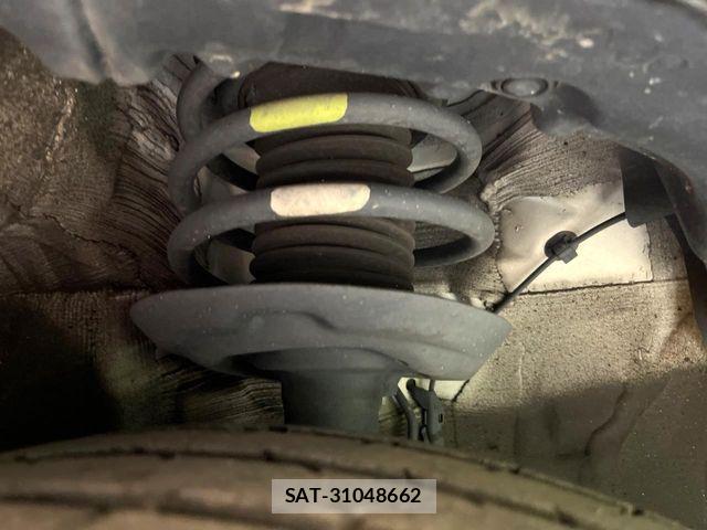 Toyota PRIUS 2018-01 7359359-18