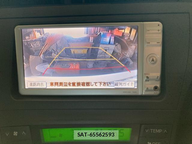 Toyota PRIUS 2011-01 7359392-18