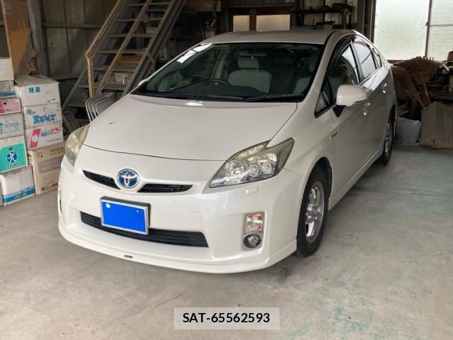Toyota PRIUS 2011-01 7359392-1
